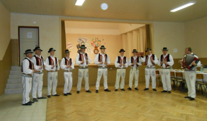 Hrubý jaseň